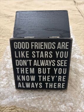 Black Friendship Quote Wooden Block Box - Good Friends Are Like Stars